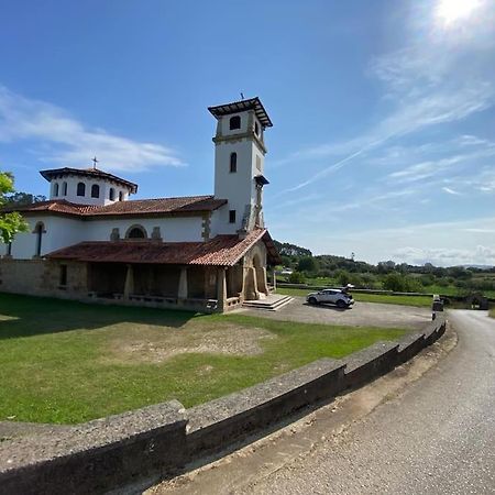 Villa Giraldillo Colunga Eksteriør bilde