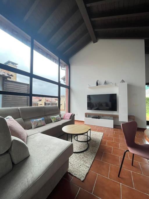 Villa Giraldillo Colunga Eksteriør bilde