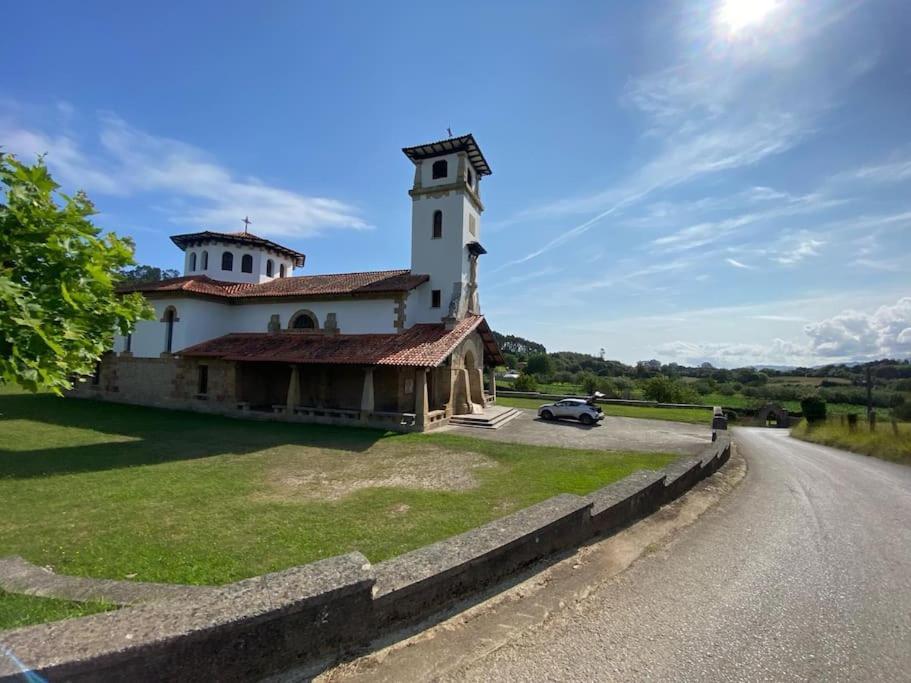 Villa Giraldillo Colunga Eksteriør bilde